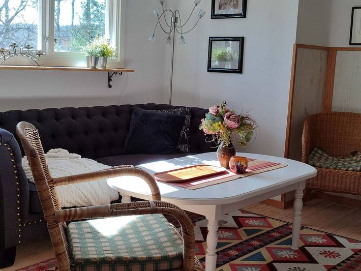 Hel lägenhet, Viol Holiday Apartment in Värmland spacious retreat near lake sauna and hot tub in Värmland