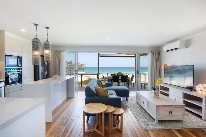 Holiday apartment for 8 people, with garden - 1
