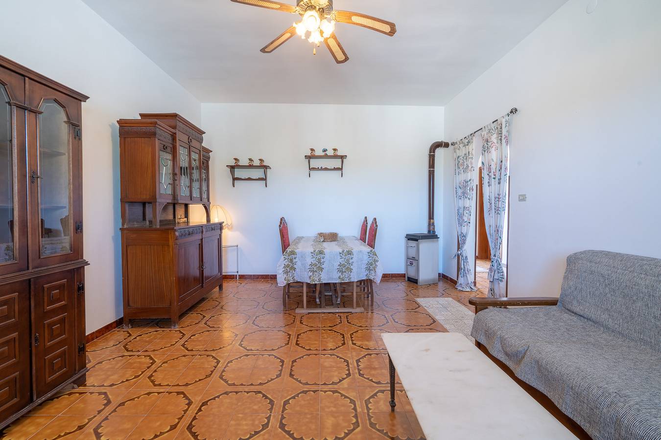 Casa rural 'Casa Susanna' con vistas a la montaña, Wi-Fi y aire acondicionado in Chiusa Cavalli, Avola