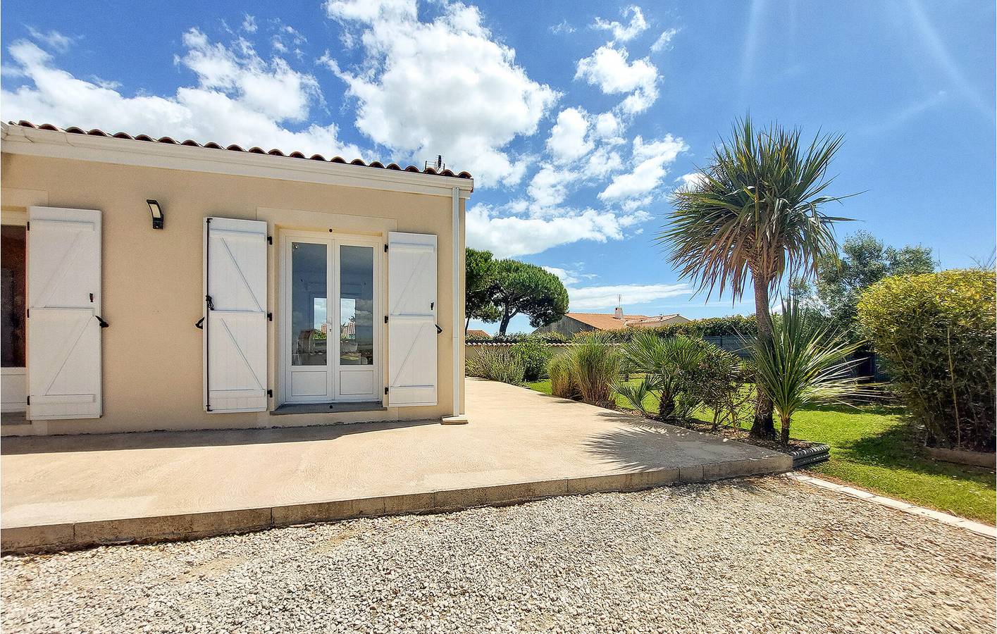 Charmant appartement de 2 chambres avec jardin et terrasse, à 2,5 km de la plage in Meschers-sur-Gironde, Région de Rochefort