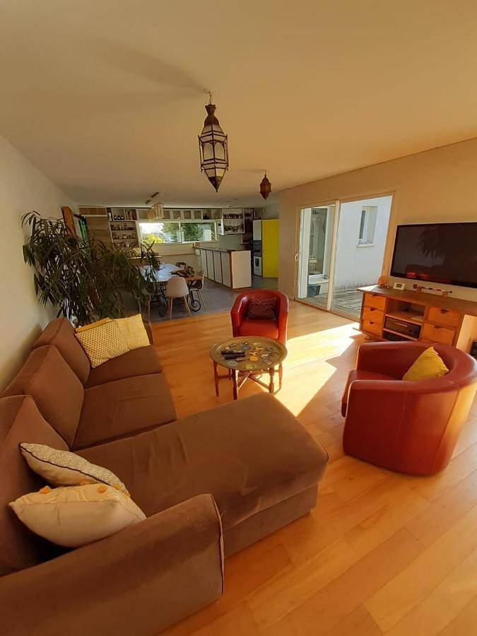 Location de vacances pour 10 personnes, avec jardin à Saint-Yrieix-sur-Charente - 2