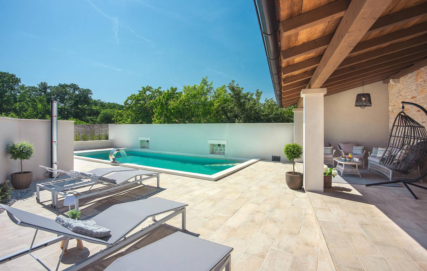 Geräumige Ferienwohnung mit Pool, Terrasse und WLAN in der Nähe von Manjadvorci in Marčana, Südküste Istrien