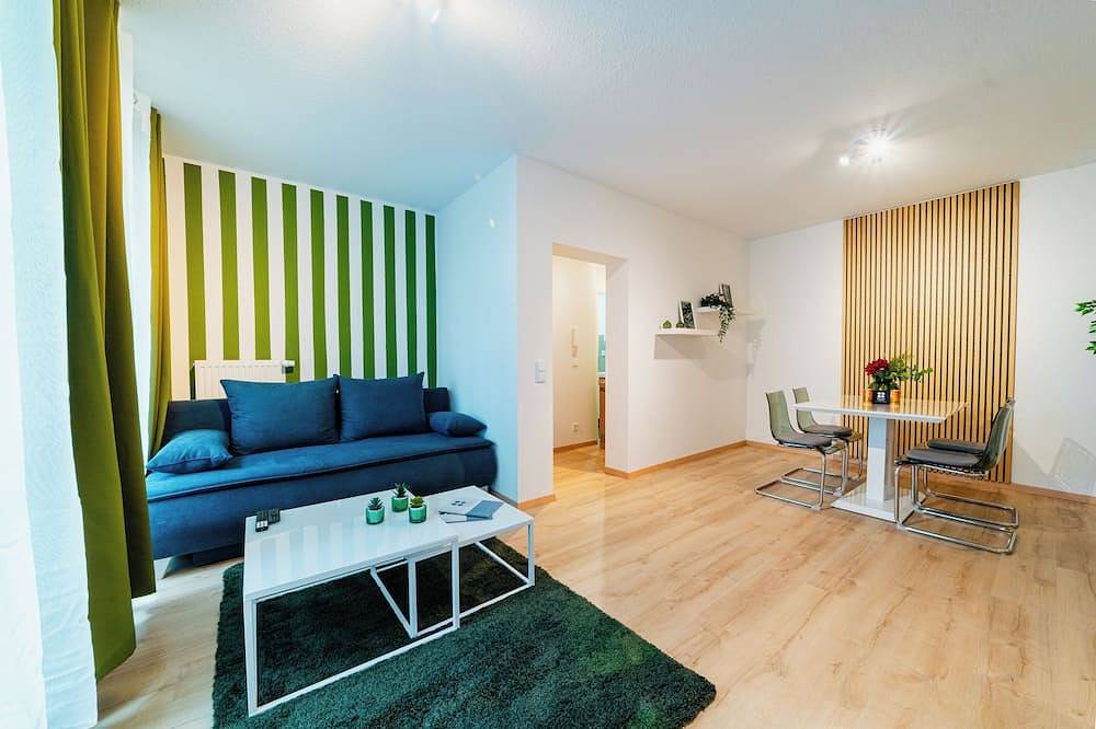 Entire apartment, Brockheus Apartments: Prime City Apar. | Central Loc. | Parking | Wifi | Kitchen in Magdeburg, Elbe-Börde-Heide