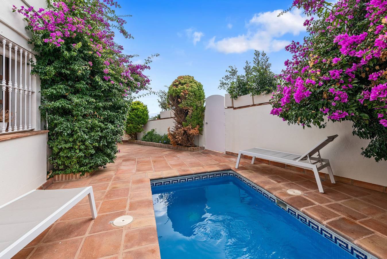 Chalet 'Villa Amira' con vistas al mar, Wi-Fi y aire acondicionado in Benahavís, Costa del Sol