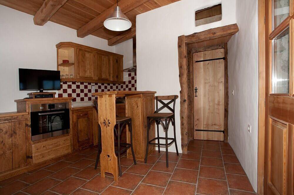 Appartement entier, Meublé neuf *** dans maison de pays (1 chambre 2 pers) - L'Argentière Les Ecrins in L'Argentière-la-Bessée, Parc national des Écrins