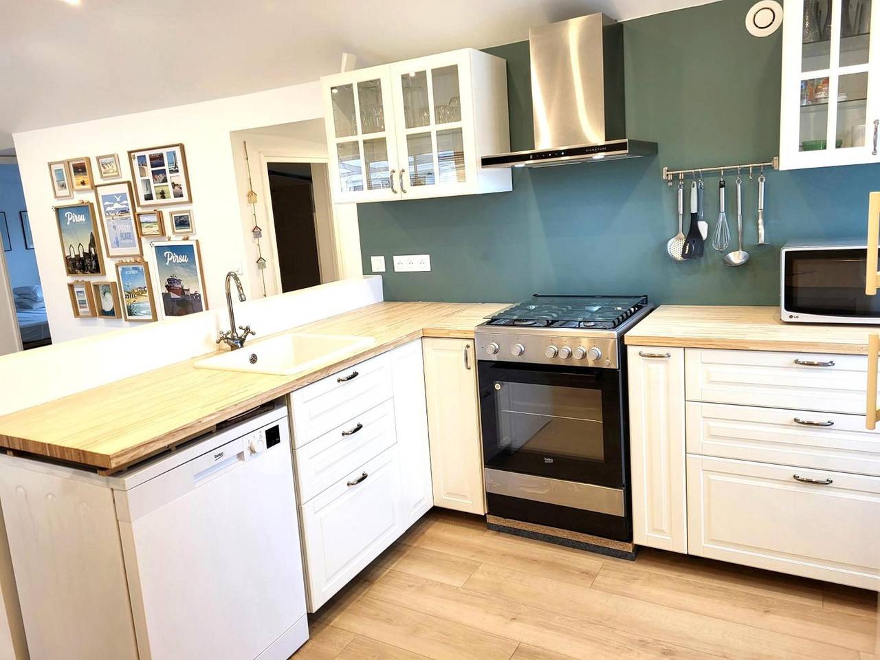 Casa Vacacional 'Gîte Les Pirouettes' con Terraza Privada, Jardín Privado y Wi-Fi in Pirou, Coutances y alrededores