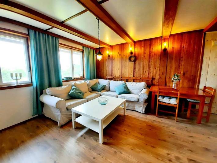 Ferienhaus für 9 Personen, mit Ausblick und Garten - 1