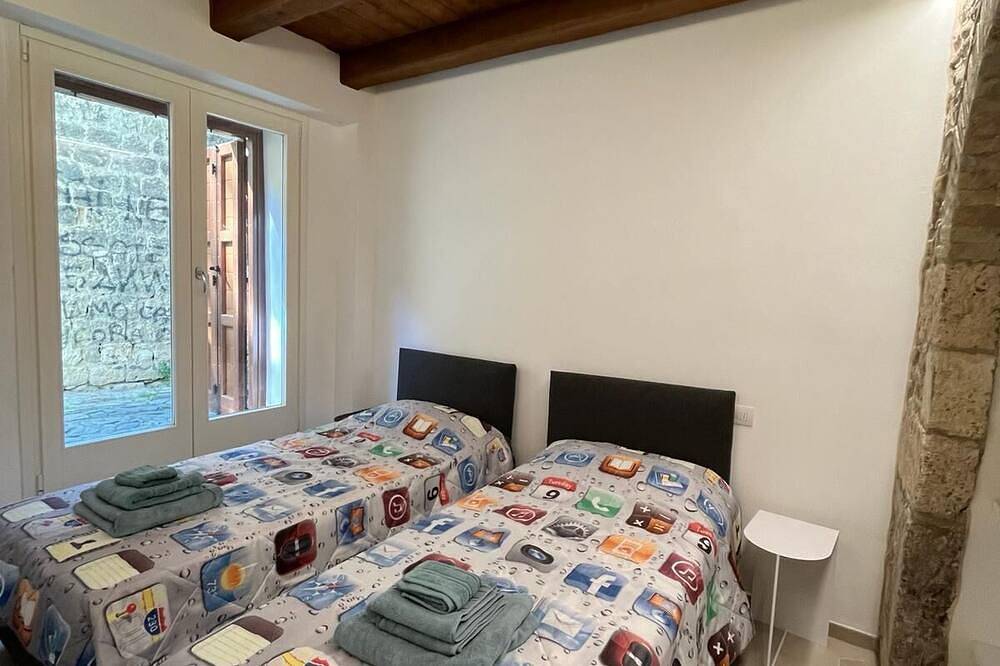 Entire apartment, Charme In Centro With Private Parking in Ascoli Piceno, Monti Sibillini National Park