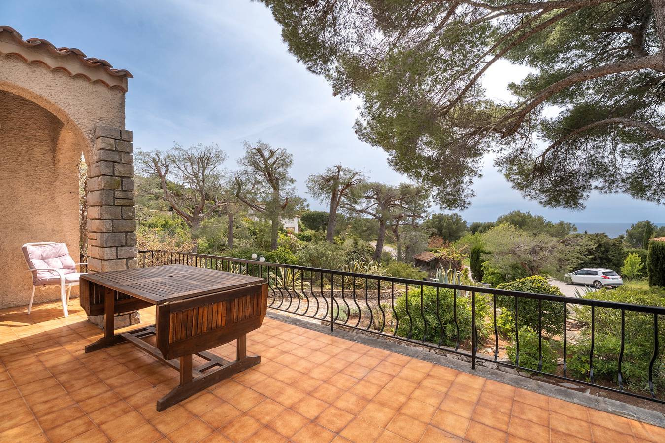 Villa „Les Aloès“ – Oase der Ruhe in Saint-Cyr-sur-Mer mit Gemeinschaftspool und Wlan in Saint-Cyr-sur-Mer, Toulon Region