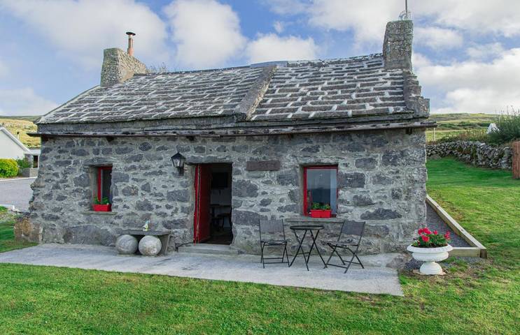Ferienhaus für 2 Personen, mit Terrasse und Garten sowie Ausblick in County Clare