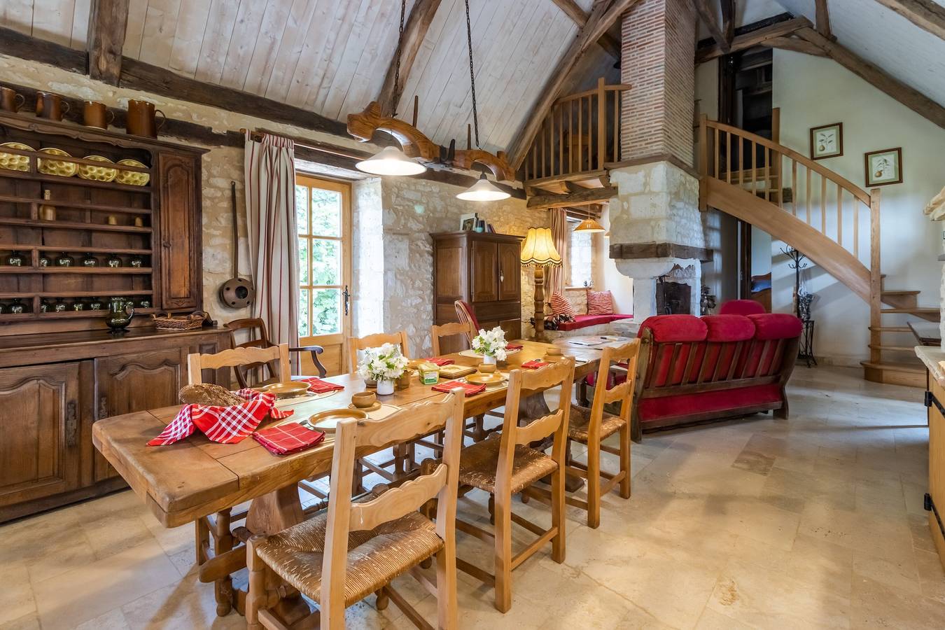 Chez Jacquou - Charme Authentique et Confort Moderne avec Piscine Privée au Cœur du Périgord in Bouniagues, Périgord Pourpre