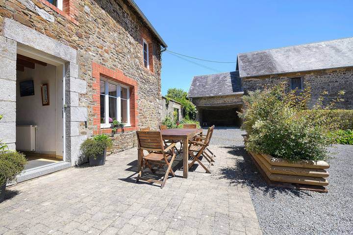 Ferienhaus für 7 Personen, mit Garten in Cotentin