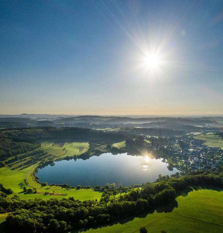 Ferienhaus für 8 Personen, mit Seeblick und Ausblick sowie Garten in der Vulkaneifel - 3