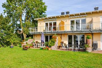 Ferienhaus für 5 Personen, mit Balkon am Schweriner See