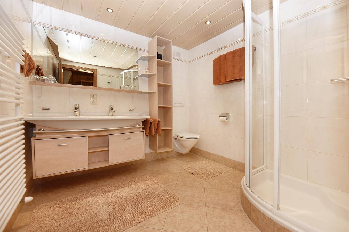 Ganze Ferienwohnung, Appartement für 8 Personen in Klösterle am Arlberg, Arlberg