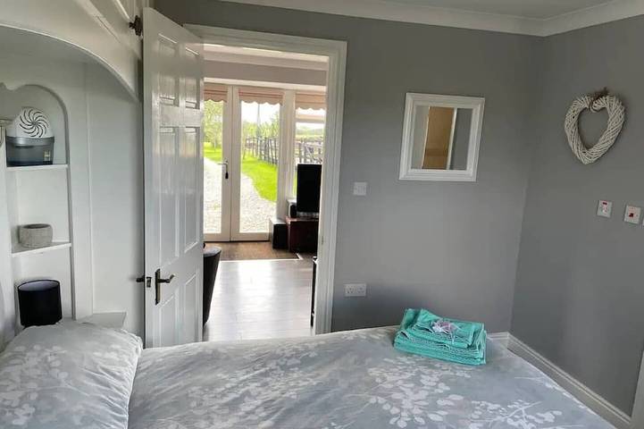 Cosy, self-contained rural bungalow – peaceful countryside escape in Lancashire