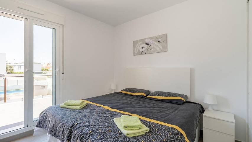 Casa rural para 9 personas, con piscina y jardín en Santa Pola - 3