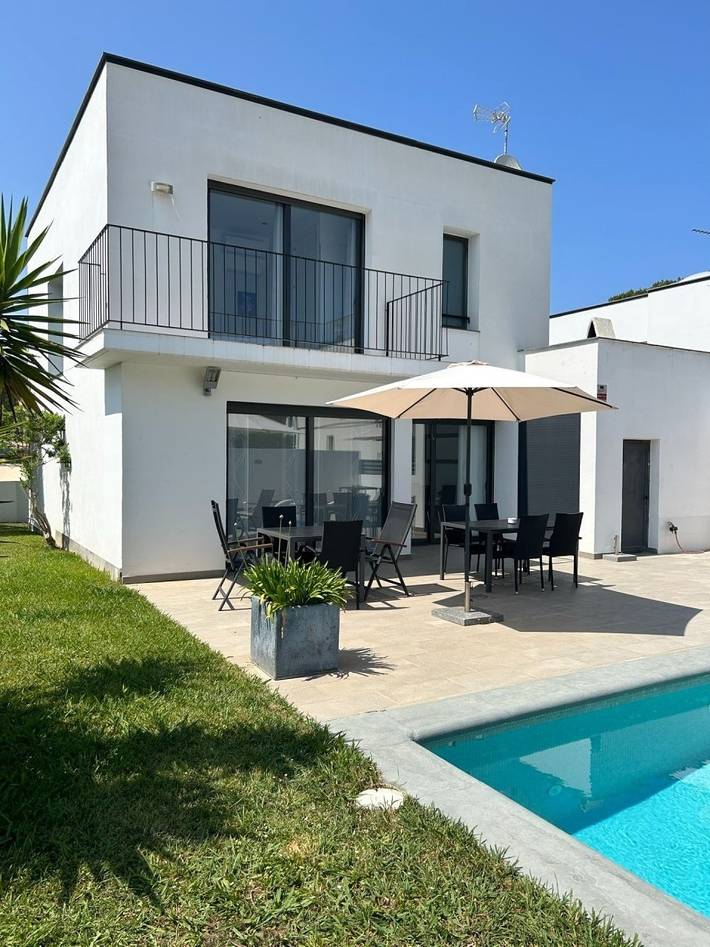 Holiday home for 8 people, with balcony and garden - 1