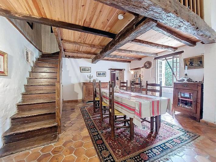 Location de vacances pour 6 personnes, avec terrasse à Sainte-Gemme - 4