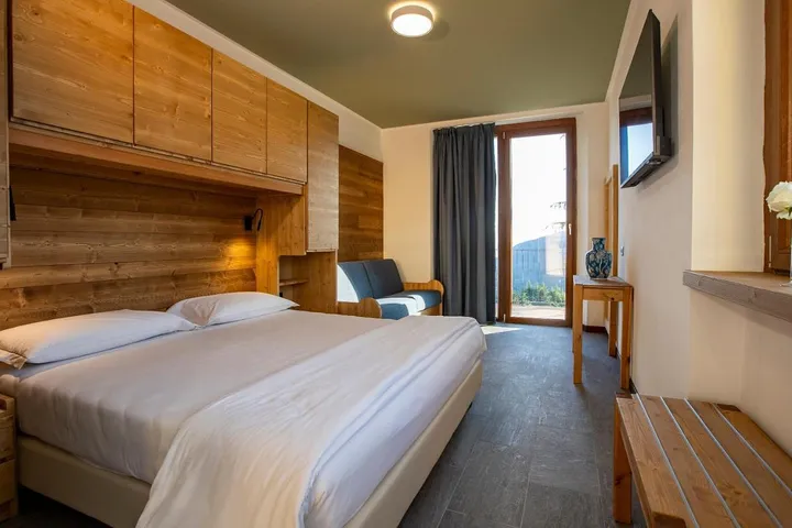 Hotel für 2 Personen, mit Garten und Balkon sowie Seeblick und Ausblick - 1