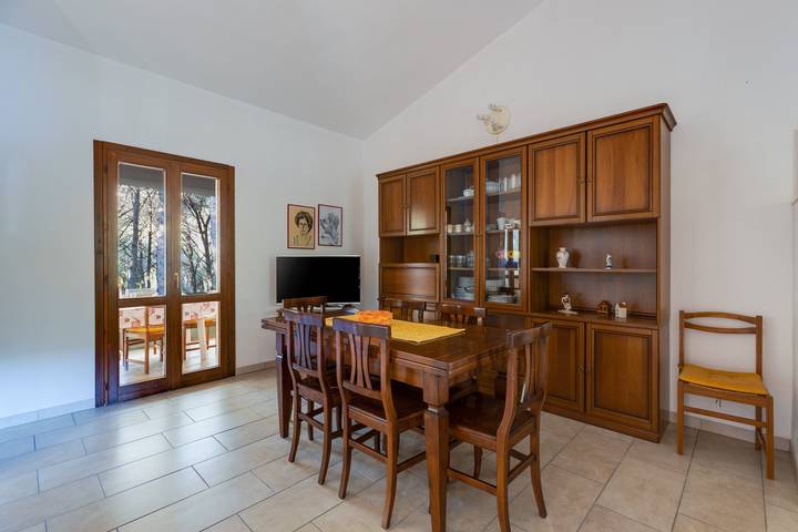 "Villa del Maestro" con giardino, balcone e Wi-Fi in Is Arenas, Narbolia