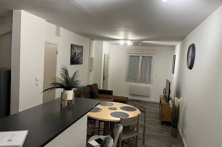 Gîte pour 4 personnes à Yvré-l'Évêque - 3