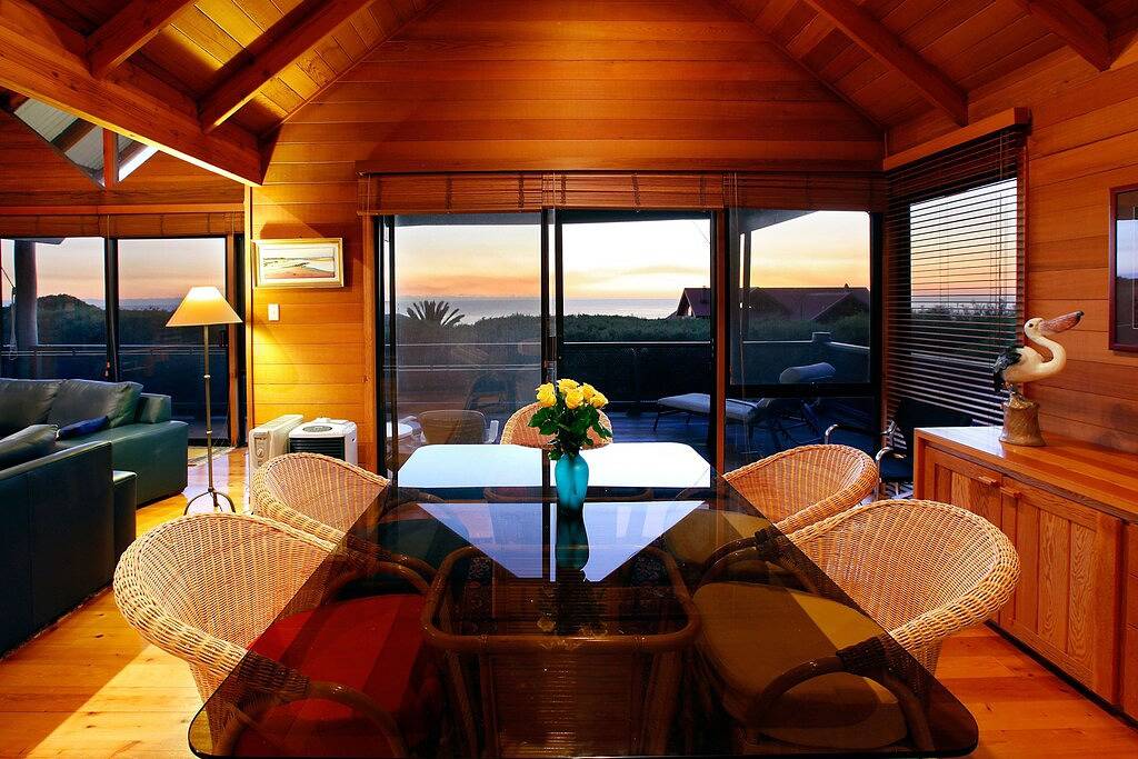 Melaleuca Stunning Ocean Views and Coastal Comforts in Yallingup, Western Australia