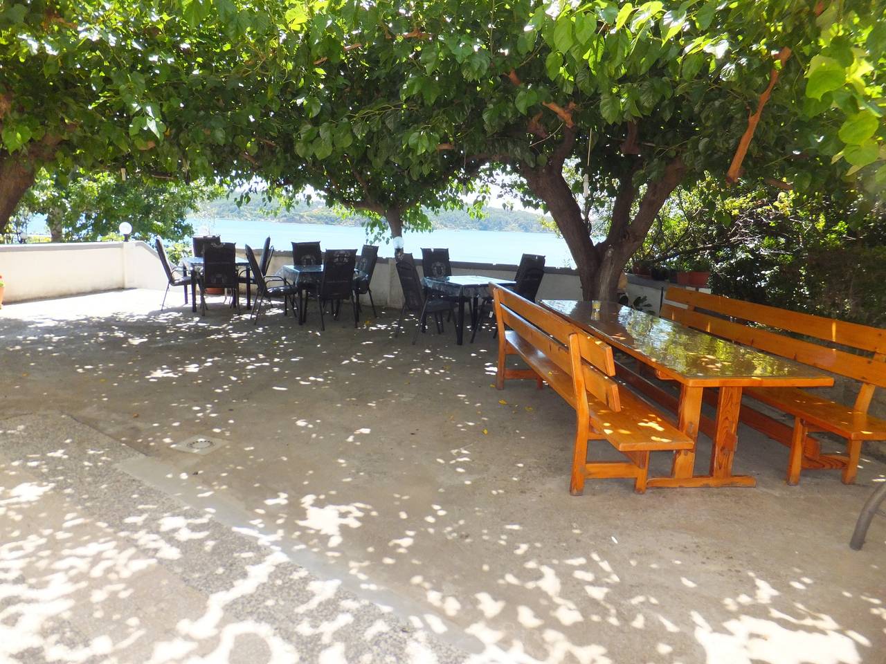 Ganze Wohnung, 1-Zimmer-Ferienwohnung am Strand Supetarska Draga - Gornja, Rab A-5054-f in Lopar, Rab