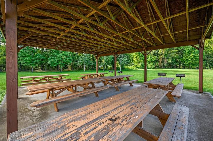 Chalet for 7 people, with balcony and yard in Pigeon Forge