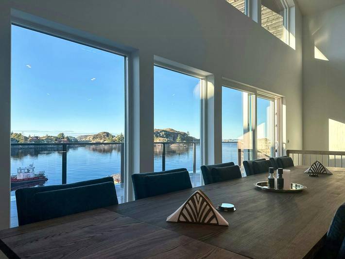 Vakantiehuis voor 11 personen, met terras, met huisdier in Bergen