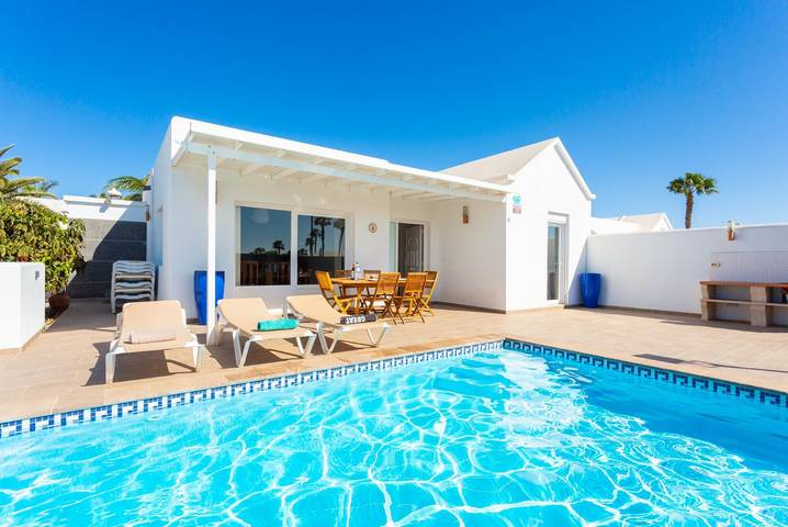 Villa for 10 people, with Ocean view and Terrace in Puerto del Carmen