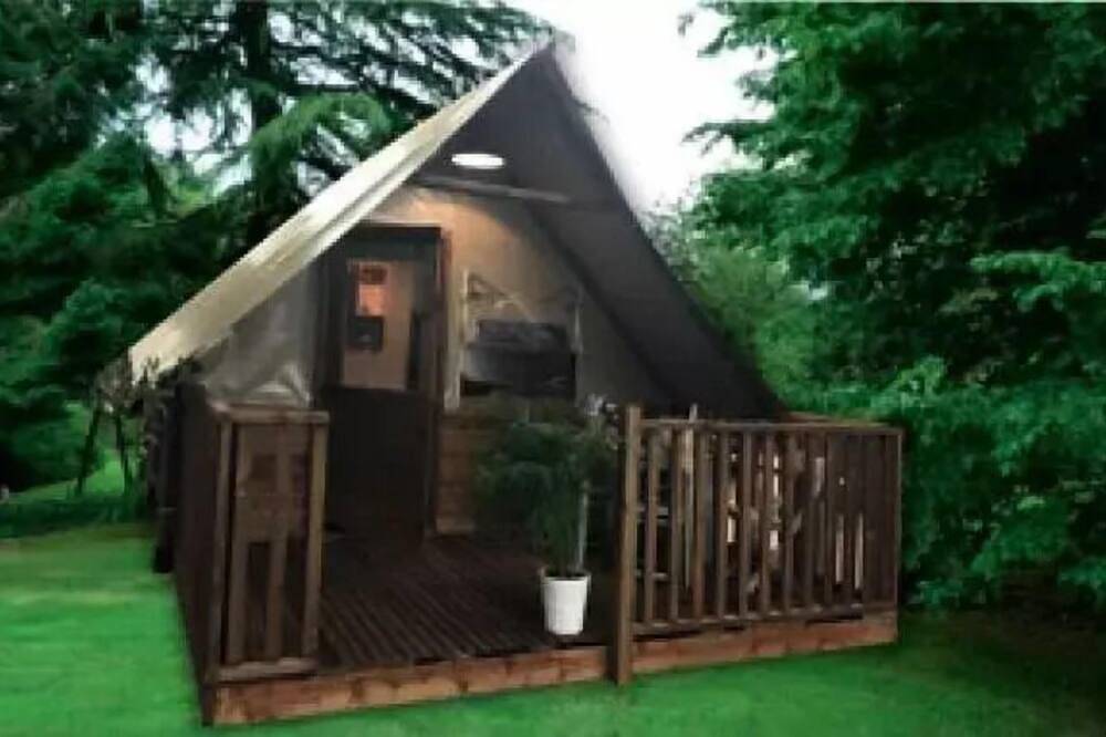 Lodge Amazone 20m² avec 2 chambres et terrasse en bois 4 personnes in La Baule-Escoublac, Côte d'Amour