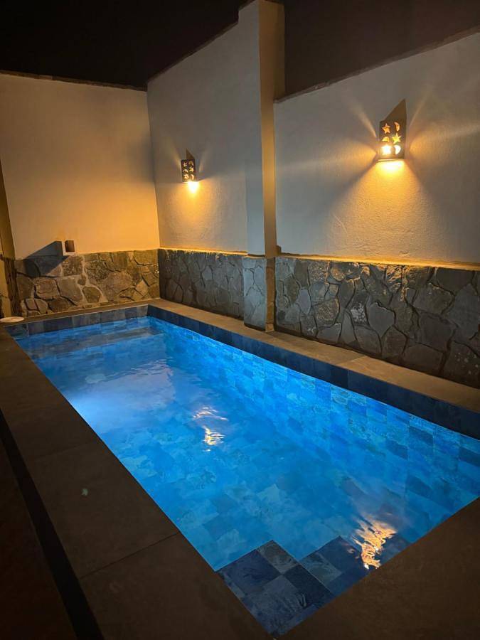 Apartamento para 6 personas, con Terraza además de Piscina y Vistas en Playa de Bolonia