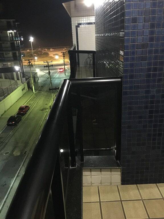 Casas e apartamentos de temporada para 12 pessoas, com jacuzzi e piscina e ainda sauna and balcão, com animais de estimação em Cabo Frio