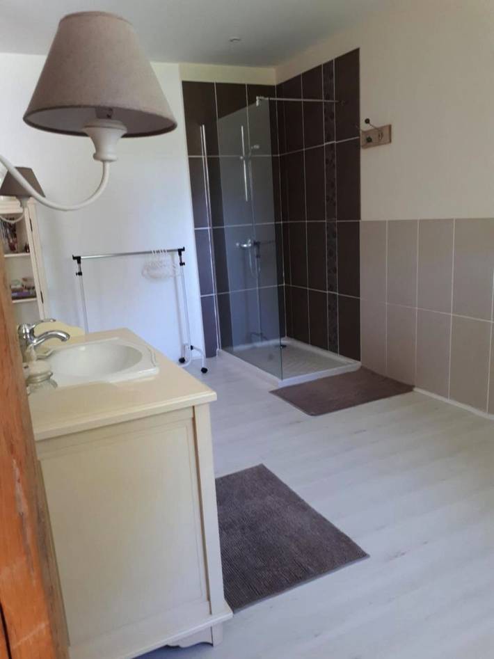 Location de vacances pour 3 personnes, avec vue et jardin, animaux acceptés à Saint-Martin-de-Fressengeas - 3