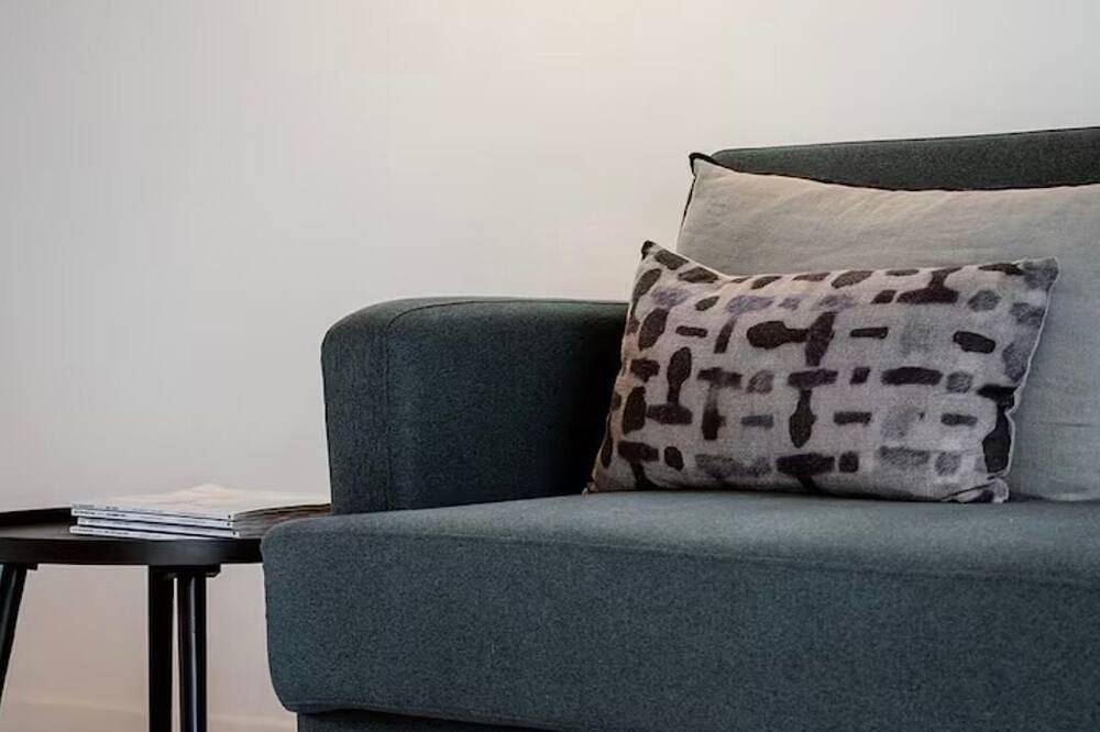 Gîte with swimming pool - La Sacristie in Graulhet, Castres region