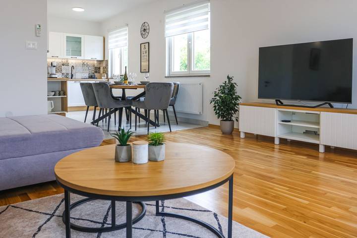 Ferienhaus für 6 Personen, mit Pool und Garten - 1