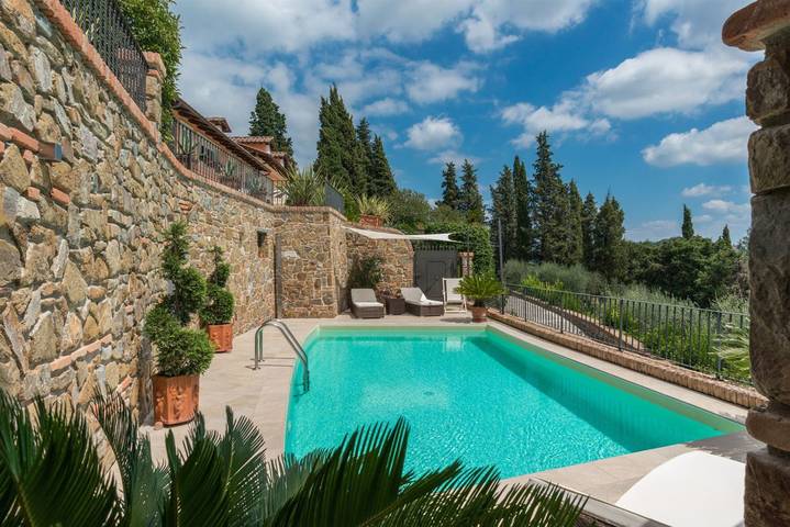 Location de vacances pour 13 personnes, avec jardin et piscine à Montecatini-Terme - 4