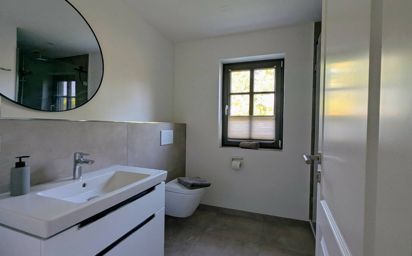 Ferienhaus Calluna – Stilvolle Doppelhaushälfte in der Lüneburger Heide, Hunde willkommen in Winsen (Aller), Aller-Leine-Tal
