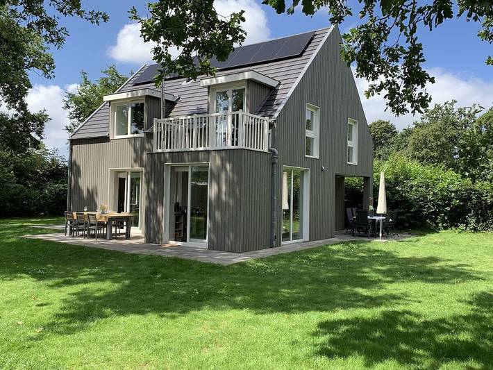 Ferienhaus für 6 Personen, mit Terrasse und Garten, mit Haustier in Renesse