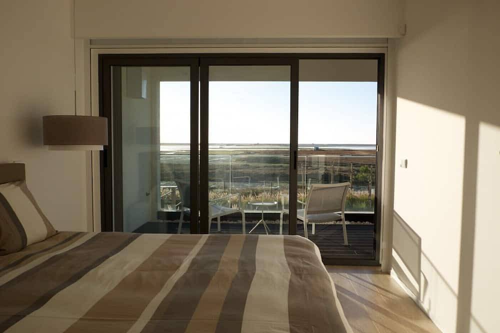 Ganze Wohnung, Stunning T2 Apartment With sea View in Fuseta, Moncarapacho e Fuseta