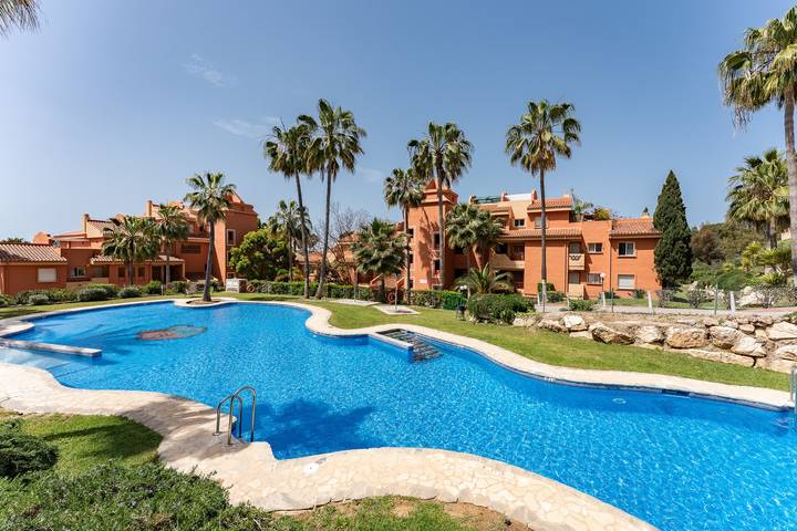 Holiday apartment for 4 people, with pool and terrace as well as garden - 1
