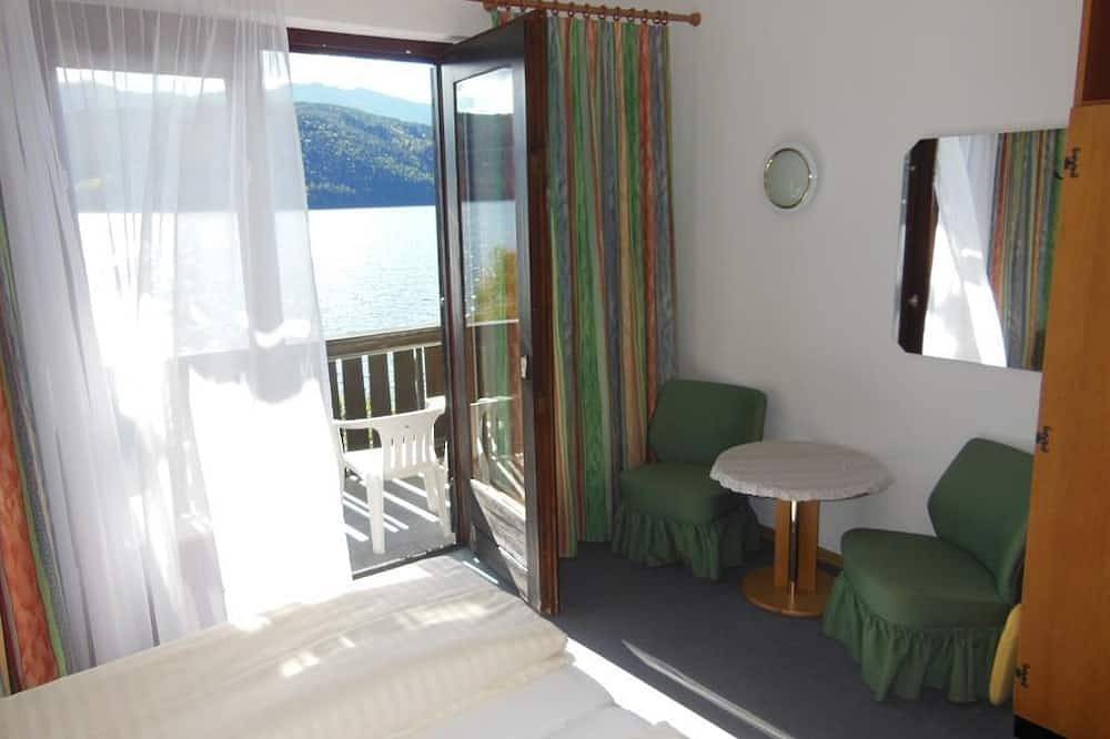 Doppelzimmer superior - Pension Härring direkt am See in Millstatt, Bezirk Spittal an der Drau