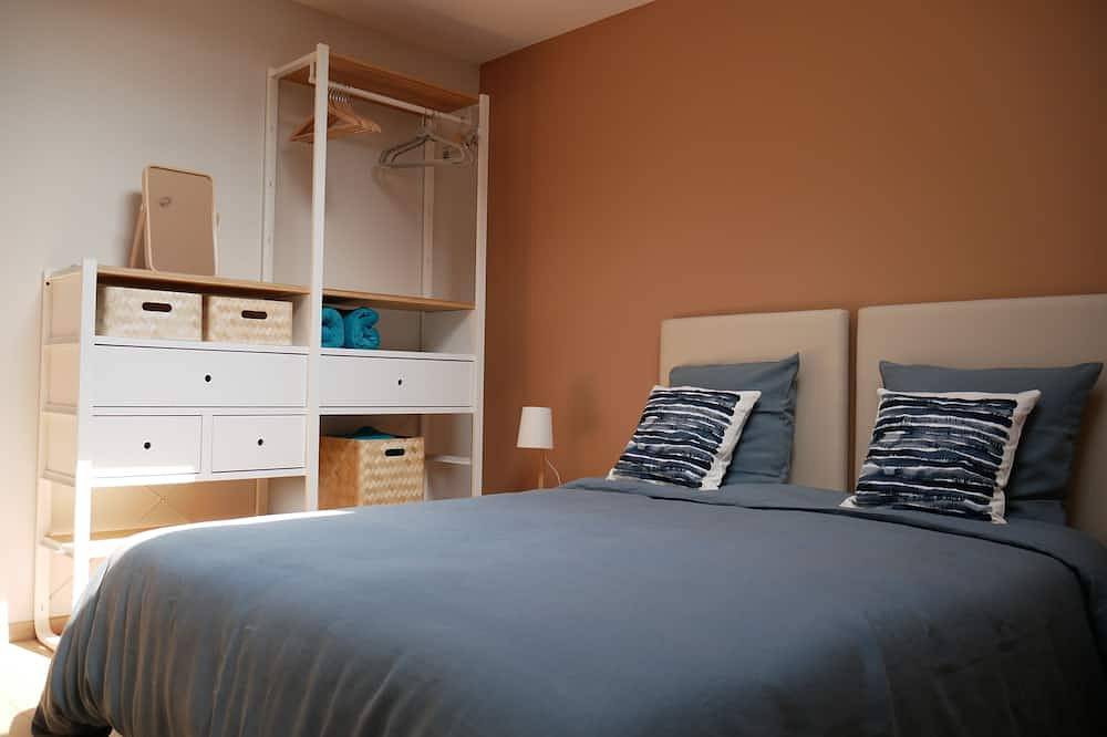 Ganze Wohnung, Modernes Apartment mit Terrasse, Stadtzentrum, 100 m vom Meer entfernt in Loctudy, Quimper und Umgebung