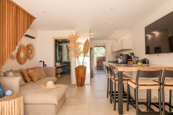 Villa pour 6 personnes, avec jacuzzi et terrasse dans Cala Rossa - 2