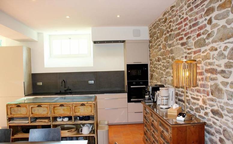 Location de vacances pour 10 personnes, avec jardin à Tréméreuc - 4