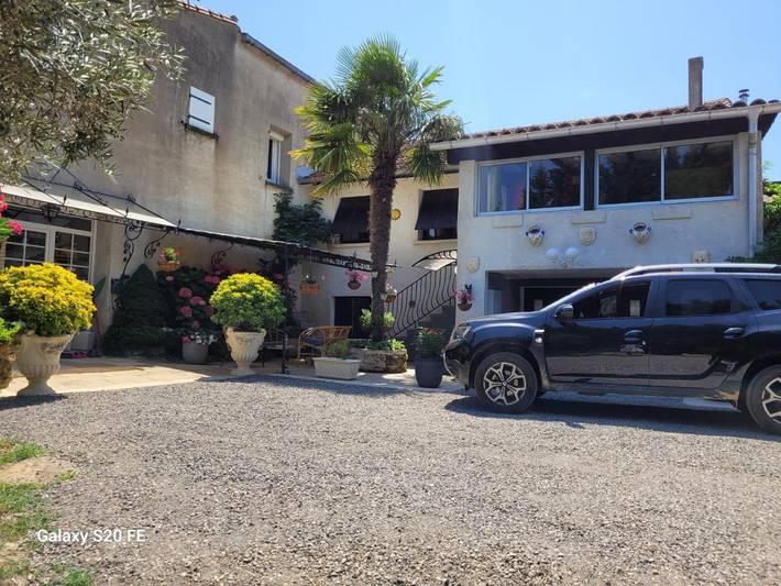 Location de vacances pour 4 personnes, avec Balcon et Terrasse ainsi que Jardin et Piscine à Villelongue-d'Aude - 4