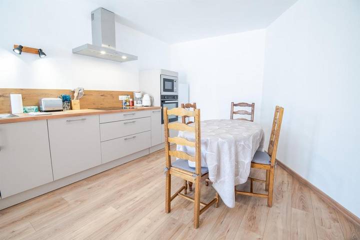 Gîte pour 4 personnes, avec jardin ainsi que vue et terrasse à Noizay - 3