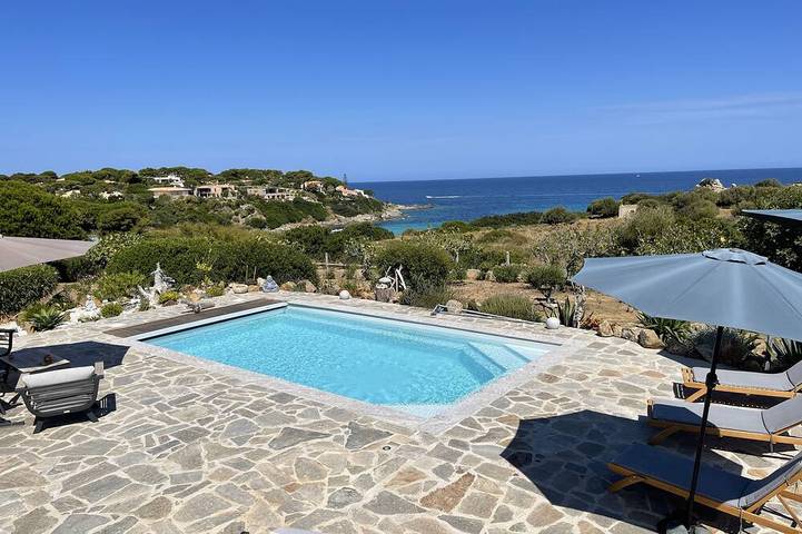 Villa pour 6 personnes, avec terrasse et jardin à Corbara