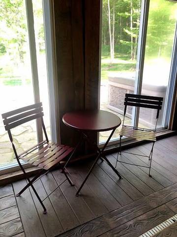 Log Cabin for 16 Guests in Ohio, USA, Picture 2